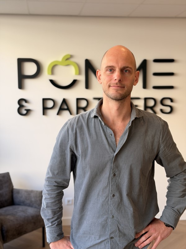 Walter voor het Pomm & Partners logo